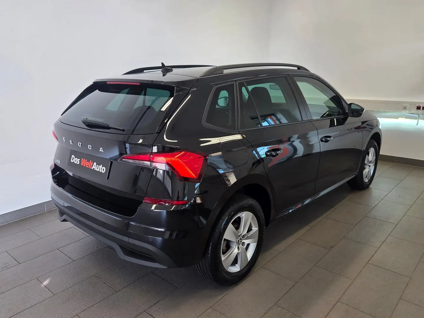 Skoda Kamiq Ambition TSI DSG Schwarz - 2