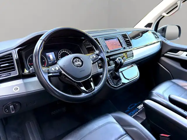 Volkswagen Multivan view 10