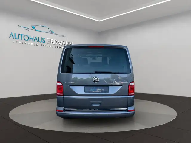 Volkswagen Multivan view 7