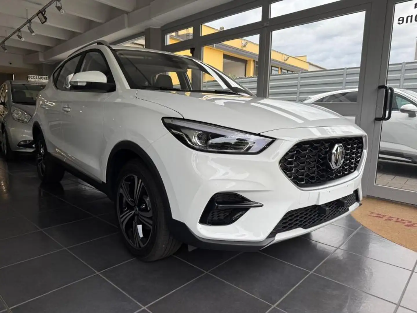 MG ZS 1.5 VTi-Tech Classic Comfort 106CV - Km Zero Bianco - 1