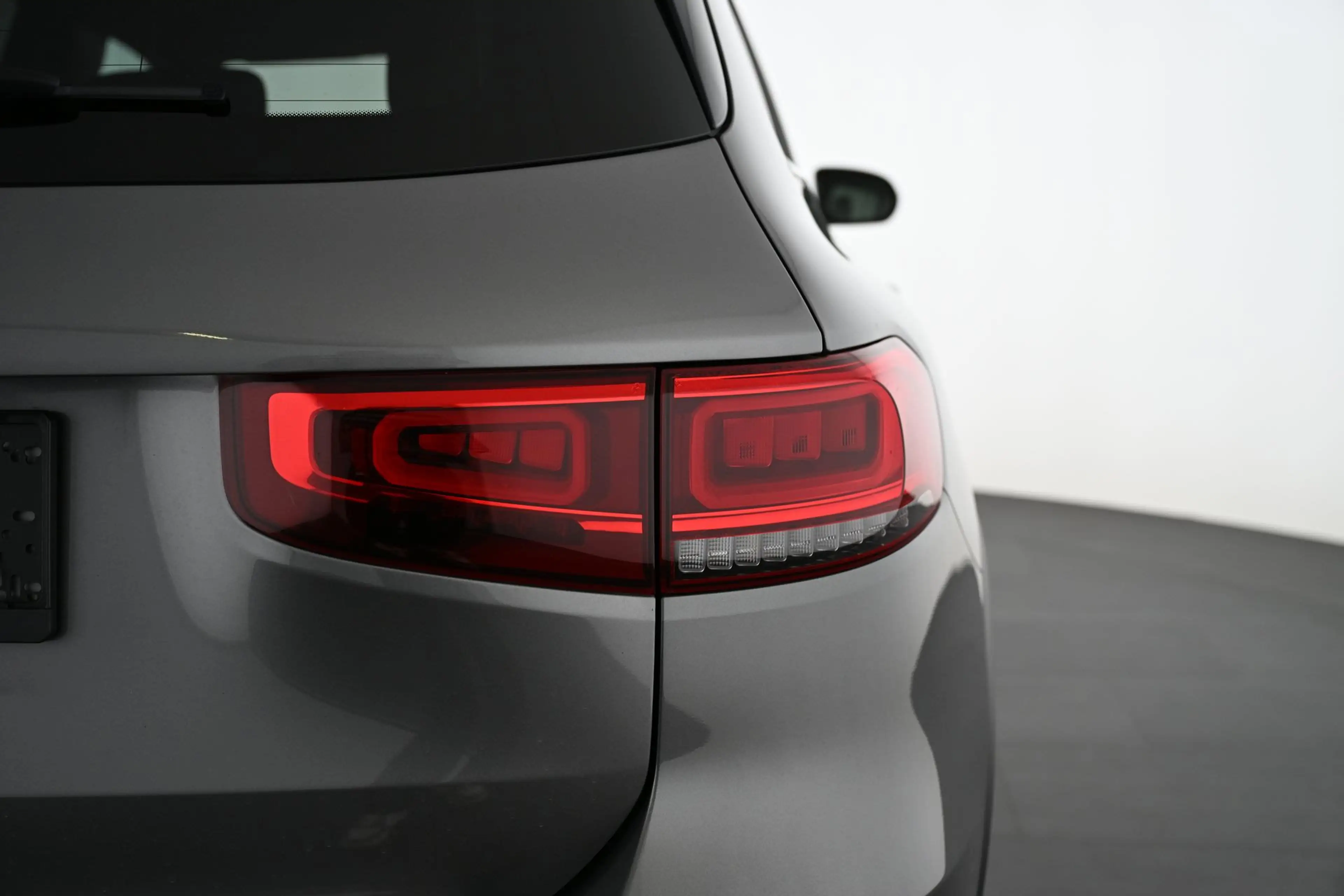 Mercedes-Benz GLB 220 GLB-Klasse GLB 220 d AMG Line Aut. — photo 14