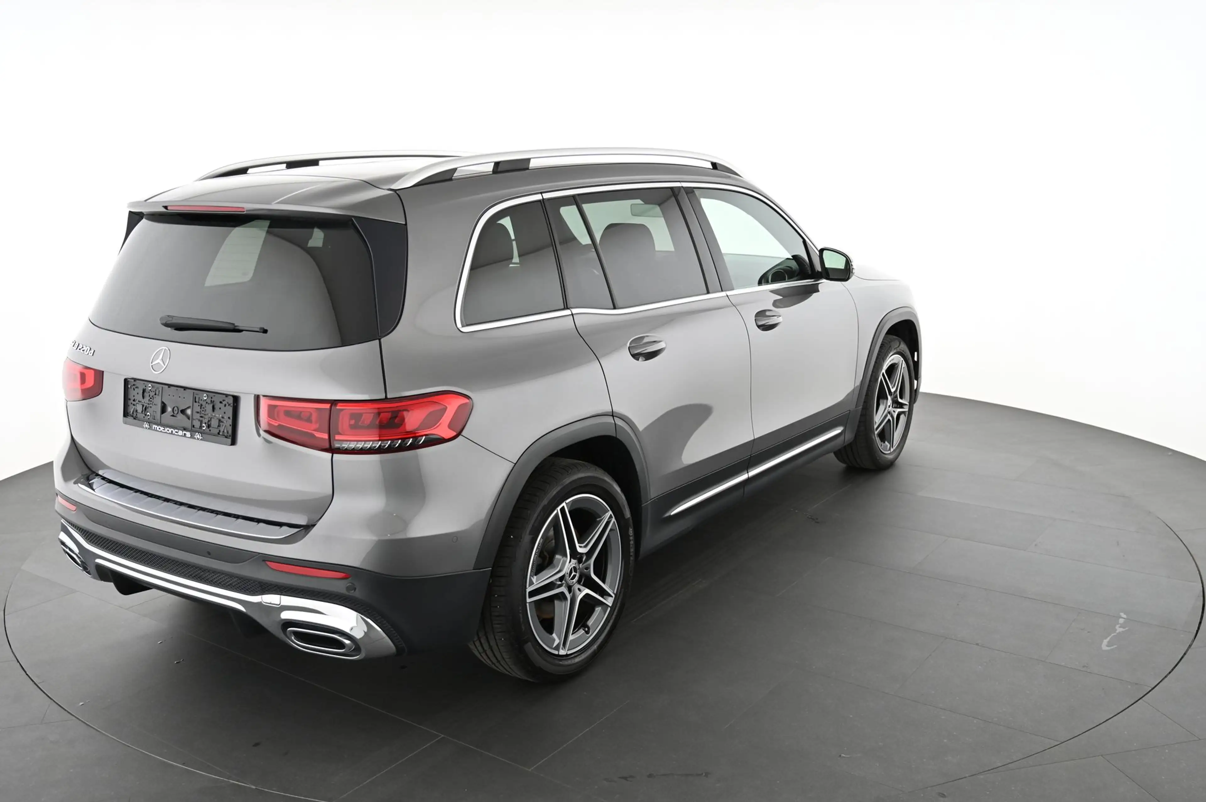 Mercedes-Benz GLB 220 GLB-Klasse GLB 220 d AMG Line Aut. — photo 2