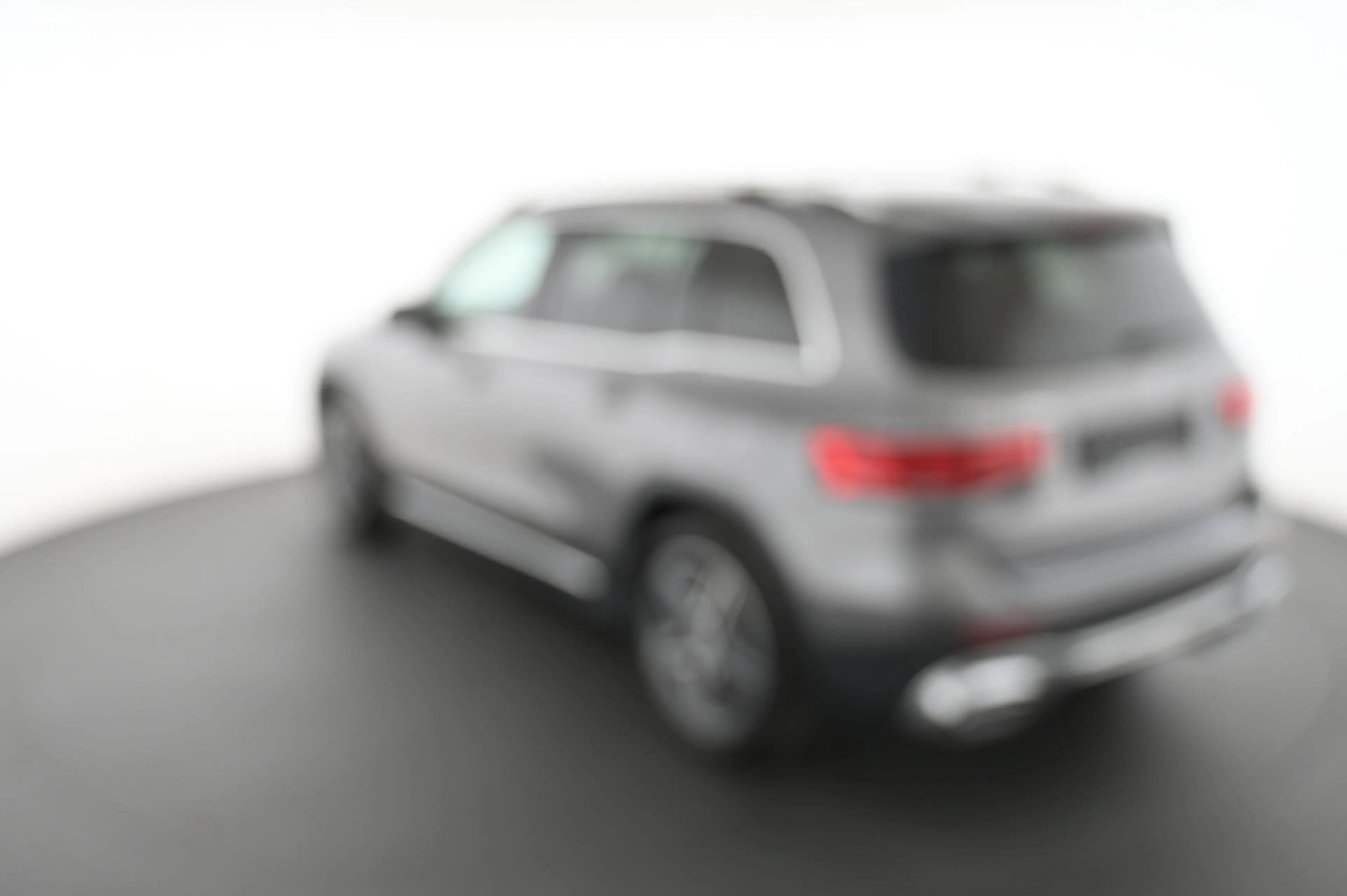 Mercedes-Benz GLB 220 GLB-Klasse GLB 220 d AMG Line Aut. — photo 9