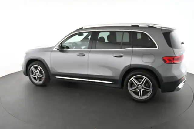 Mercedes-Benz GLB view 7