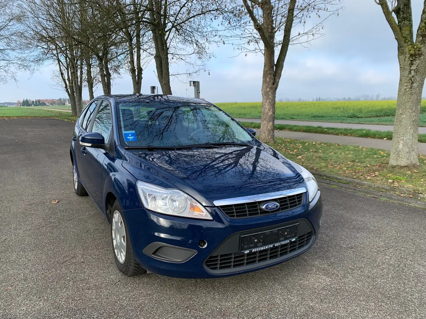 Ford Focus 1.4 Limo 1Hand Bleu - 1