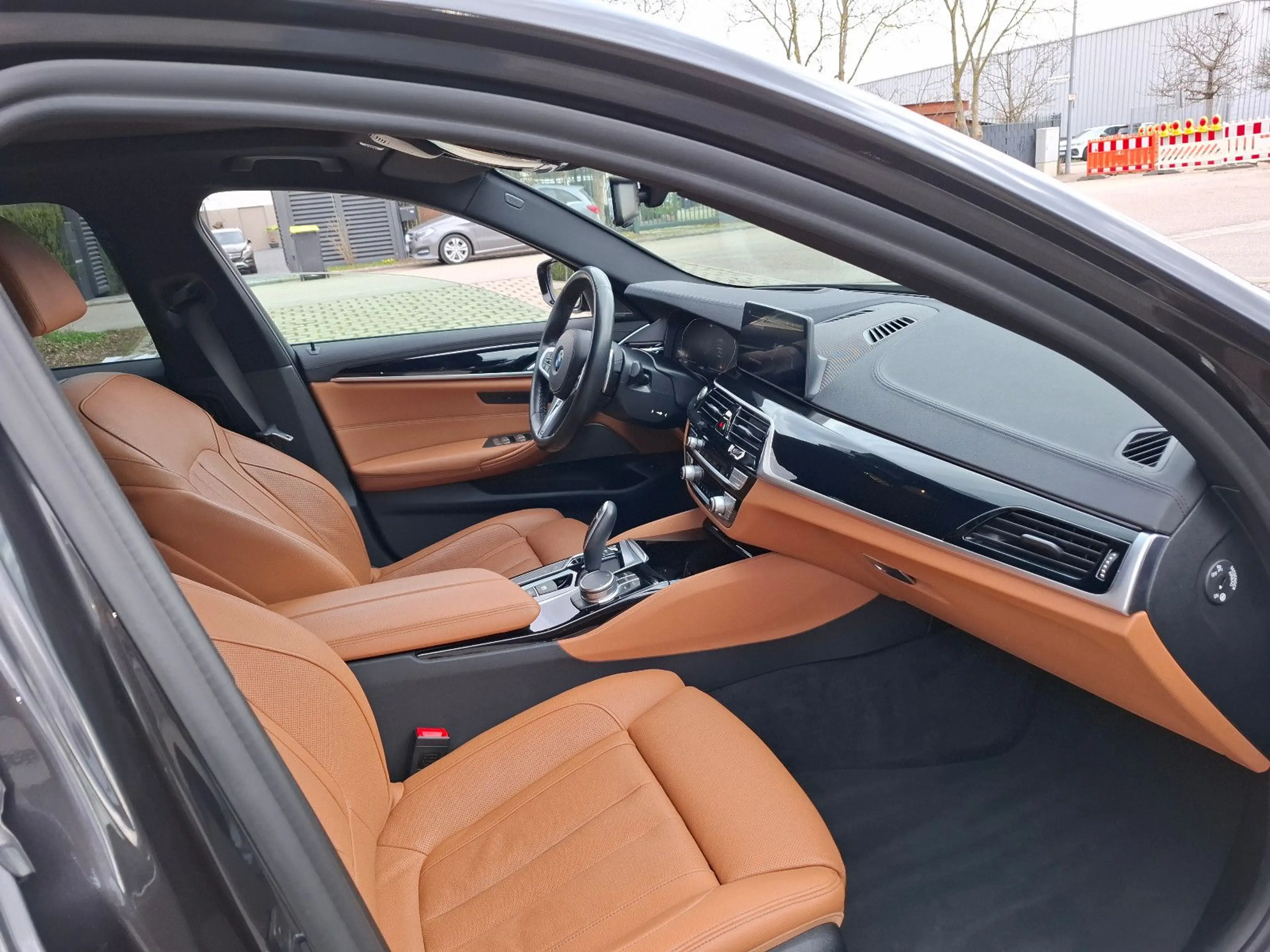 BMW 540 d xDrive M Sport*360*Pano*Leder*Tüv-Neu* — photo 14