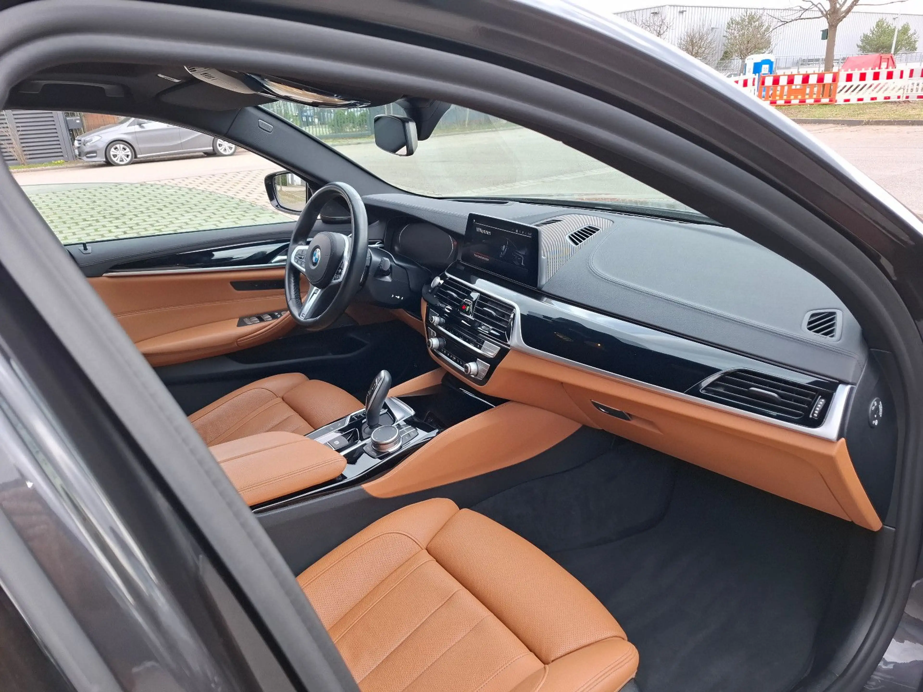 BMW 540 d xDrive M Sport*360*Pano*Leder*Tüv-Neu* — photo 13