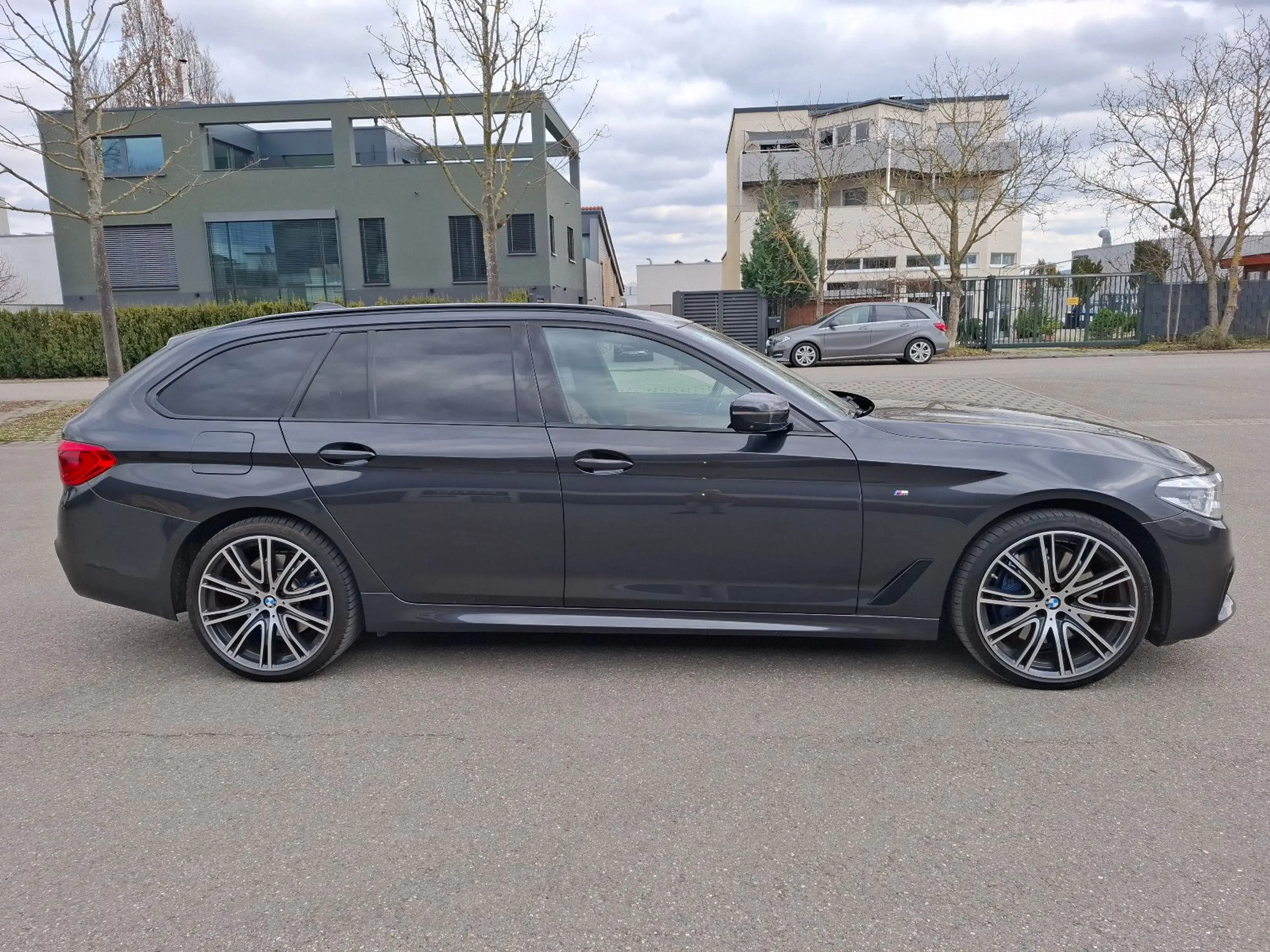BMW 540 d xDrive M Sport*360*Pano*Leder*Tüv-Neu* — photo 6