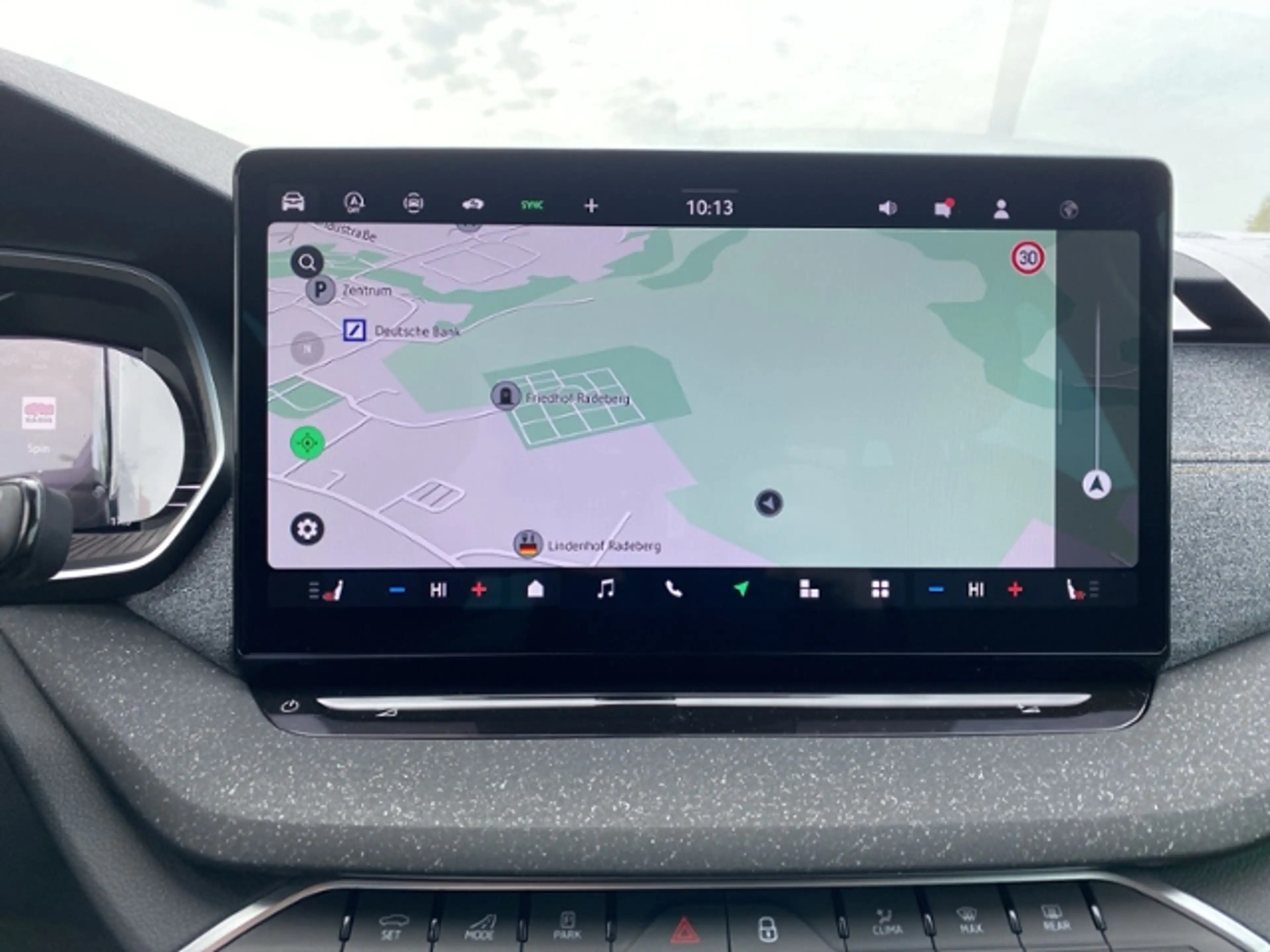 Skoda Octavia Combi 1.5 TSI mHEV 110 kW DSG BALANCE AHK MATRIX — photo 15