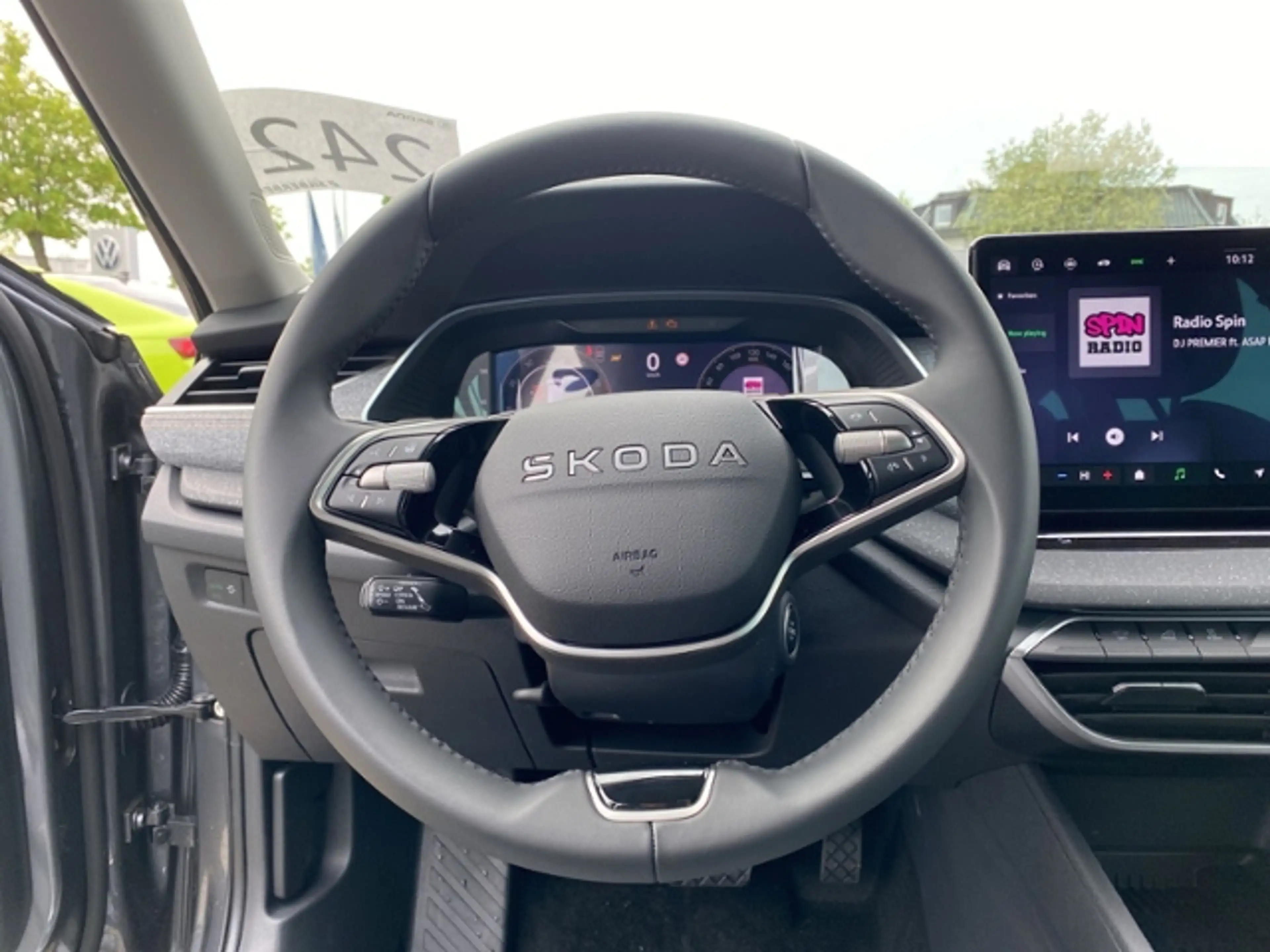 Skoda Octavia Combi 1.5 TSI mHEV 110 kW DSG BALANCE AHK MATRIX — photo 12
