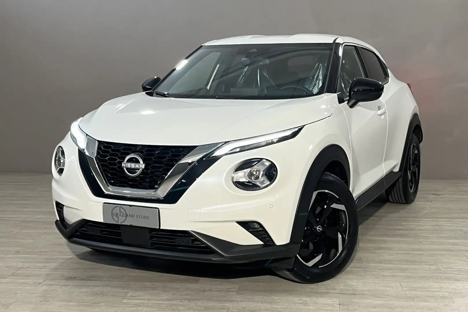 Nissan Juke DCT automatica N-Connecta Weiß - 1