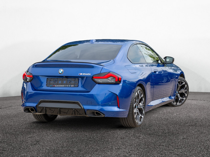 BMW 240 Mi xDrive Coupé — photo 3