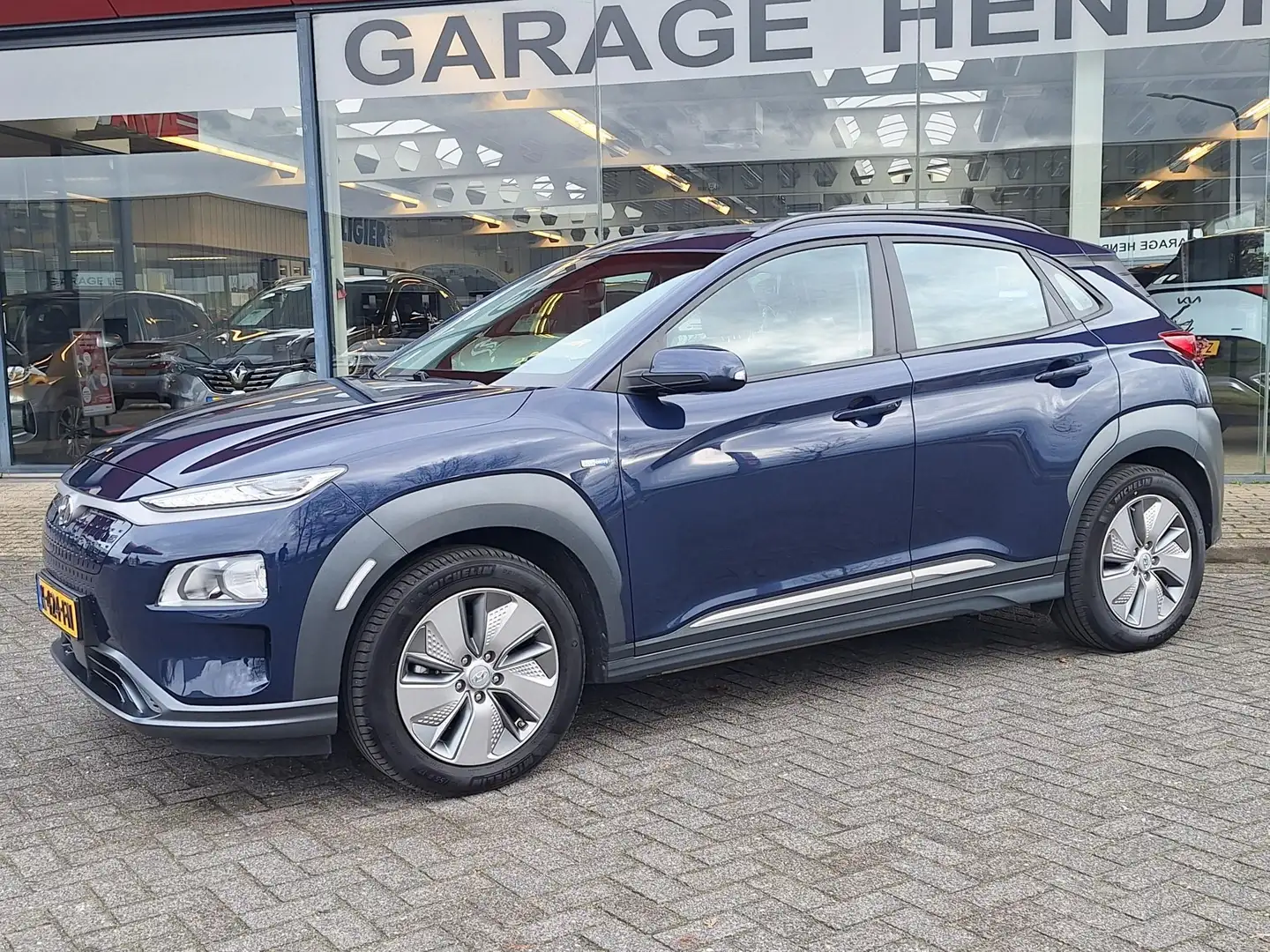 Hyundai KONA EV Comfort 64 kWh | SOH: 96,3% | Trekhaak |  3 Fas Blau - 2