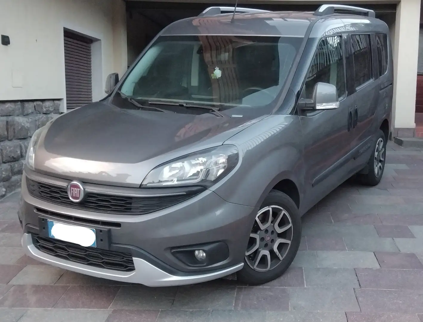 Fiat Doblo Doblo 1.6 mjt 16v Trekking 120cv S&S Grigio - 1