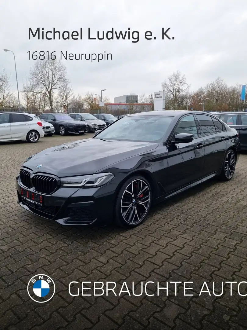 BMW 550 M550i xDrive A Sportpaket Head-Up HK HiFi DAB Schwarz - 1