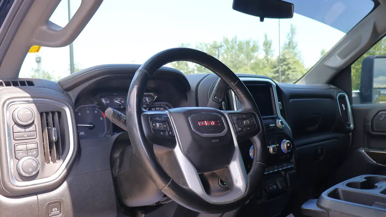 GMC Sierra 2500HD photo GMC Sierra 2500HD