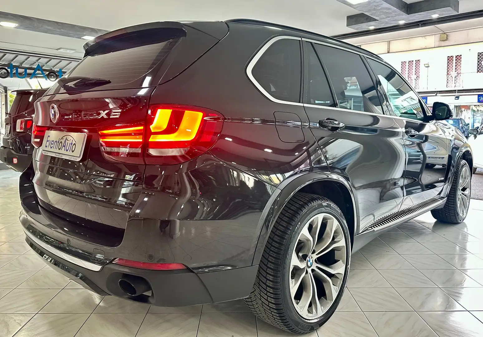 BMW X5 X5 xdrive25d Luxury 231cv auto Negro - 1