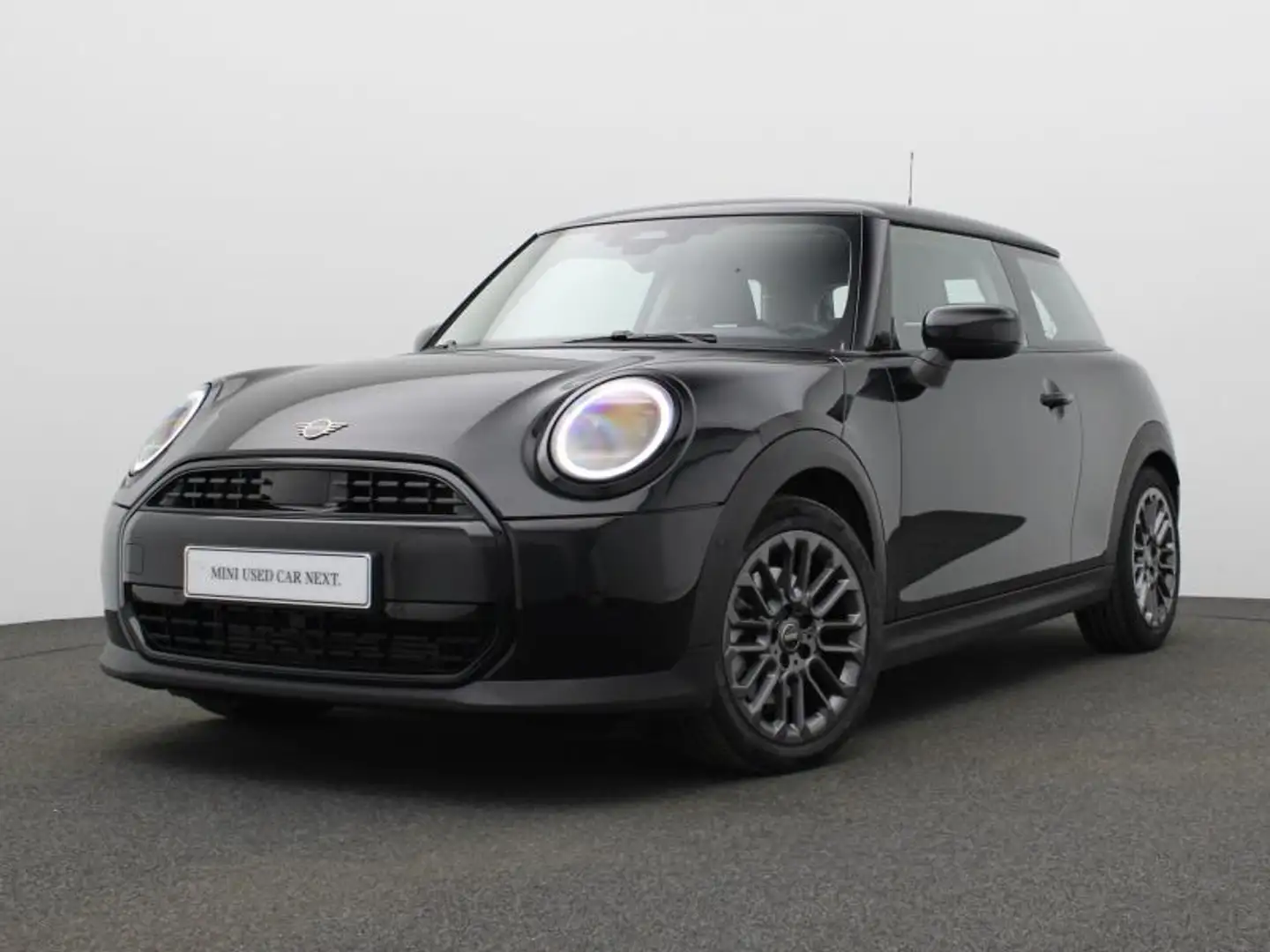 MINI Cooper NEW MODEL - AUTOMAAT - NAVI Zwart - 1