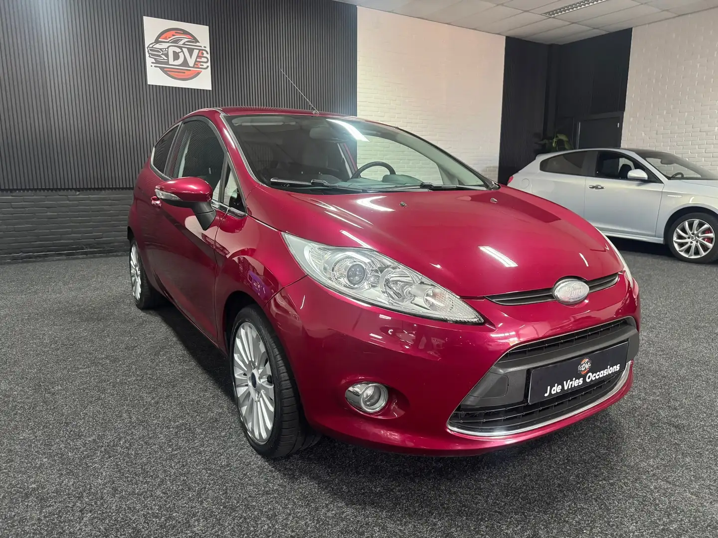 Ford Fiesta 1.4 Titanium, STL VERW, CLIMAT, LMV, ELEK PAKKET, Violett - 2