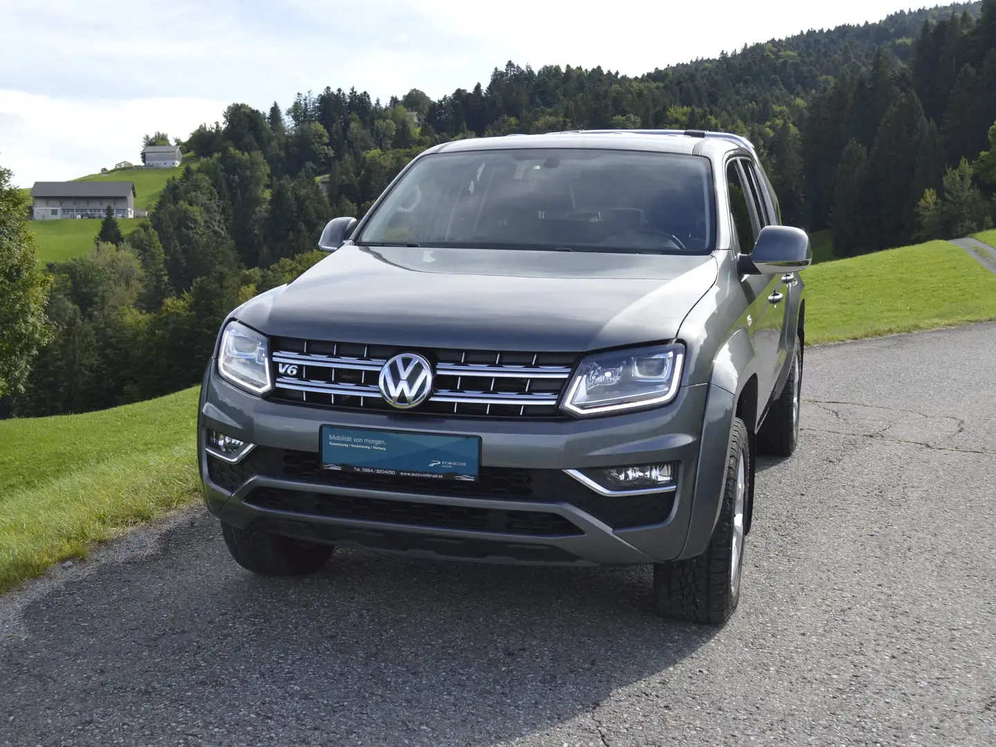 Volkswagen Amarok Highline DoubleCab 4Motion Grau - 1