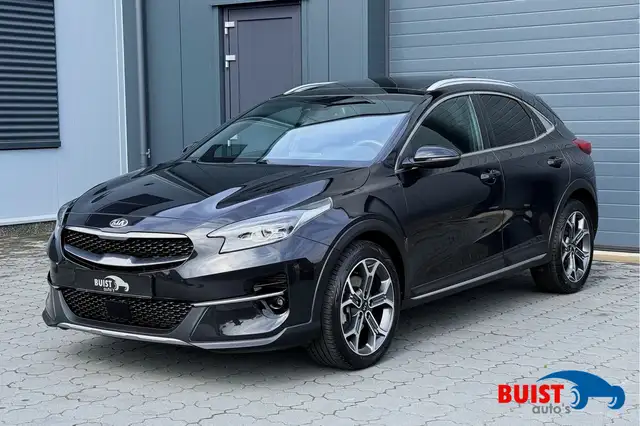 Kia XCeed 1.5 T-GDI MHEV 160pk DynamicPlusLine PANO LED 18"