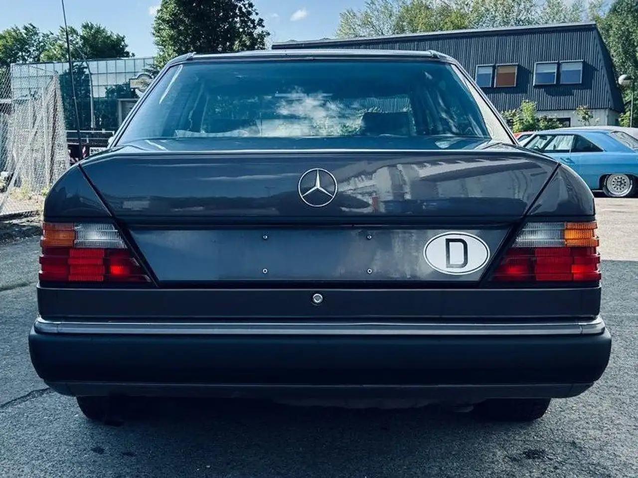 Mercedes-Benz E 200, foto 5