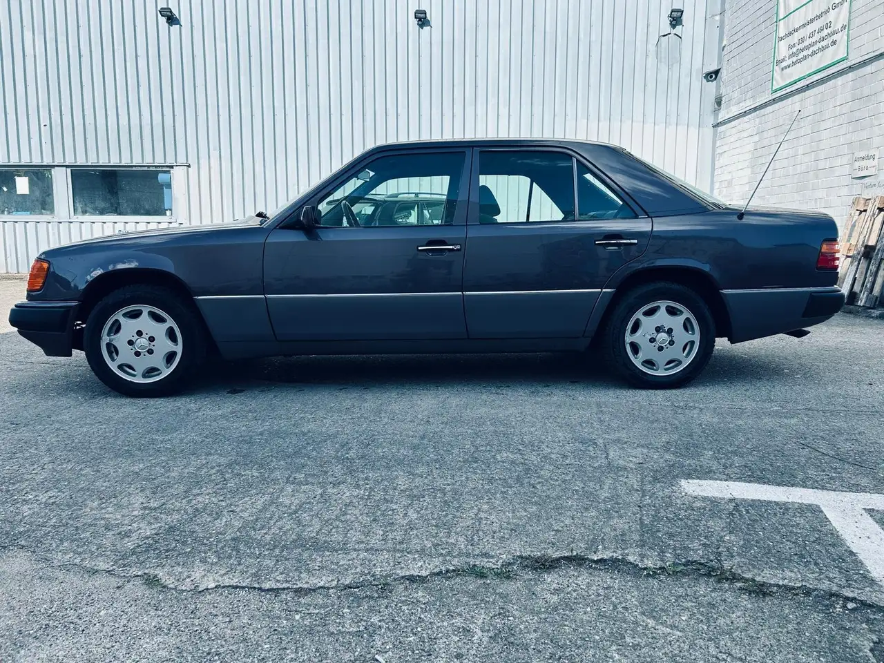 Mercedes-Benz E 200, foto 3