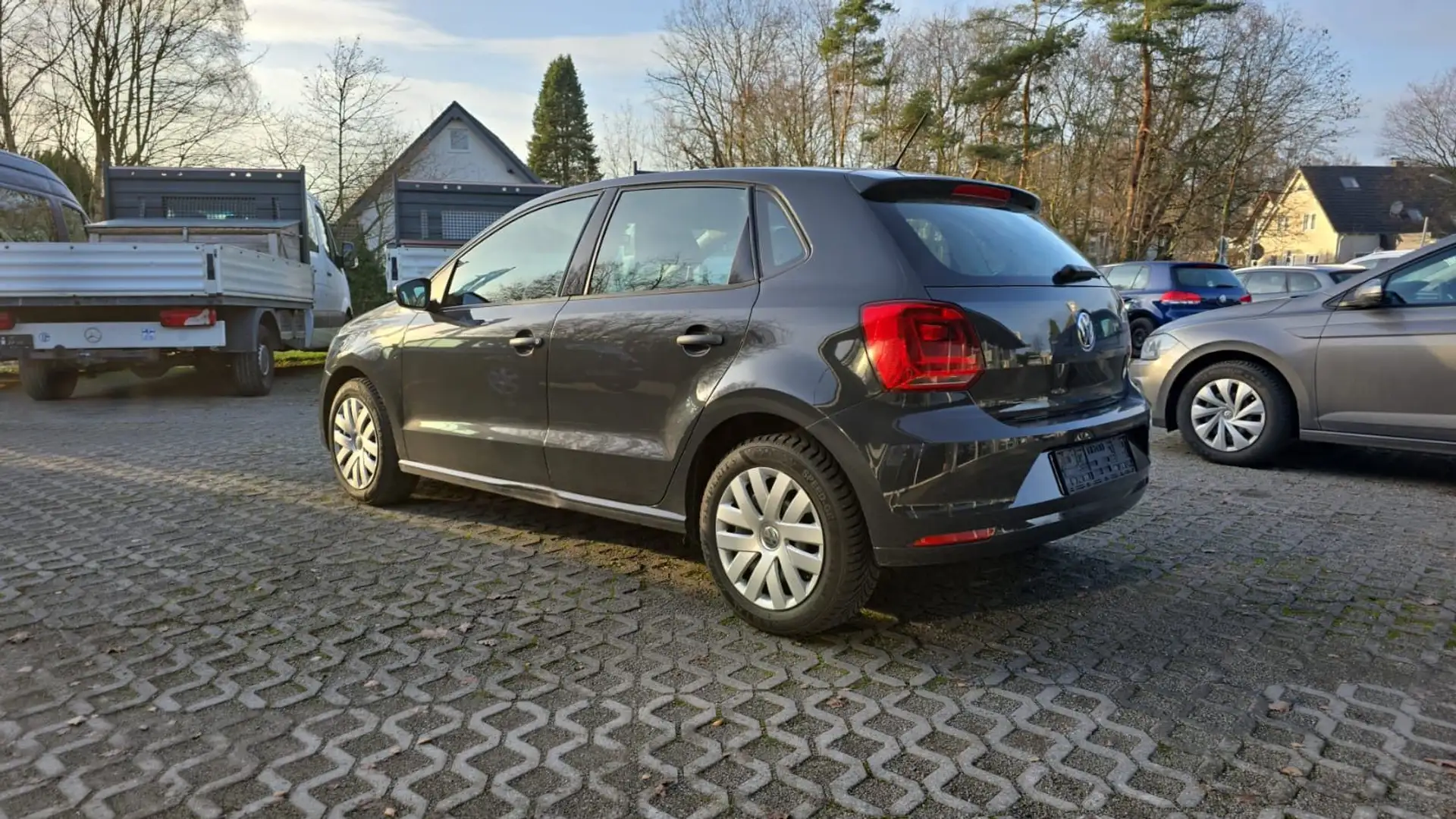 Volkswagen Polo V 1.0 Trendl BMT Klimatr. GRA Grau - 2