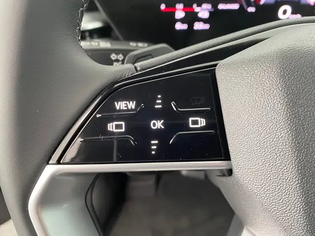 Audi A6 view 14