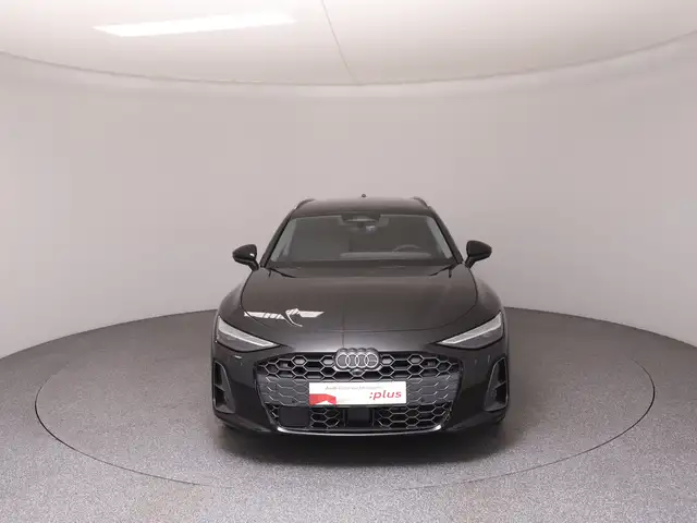 Audi A6 view 3