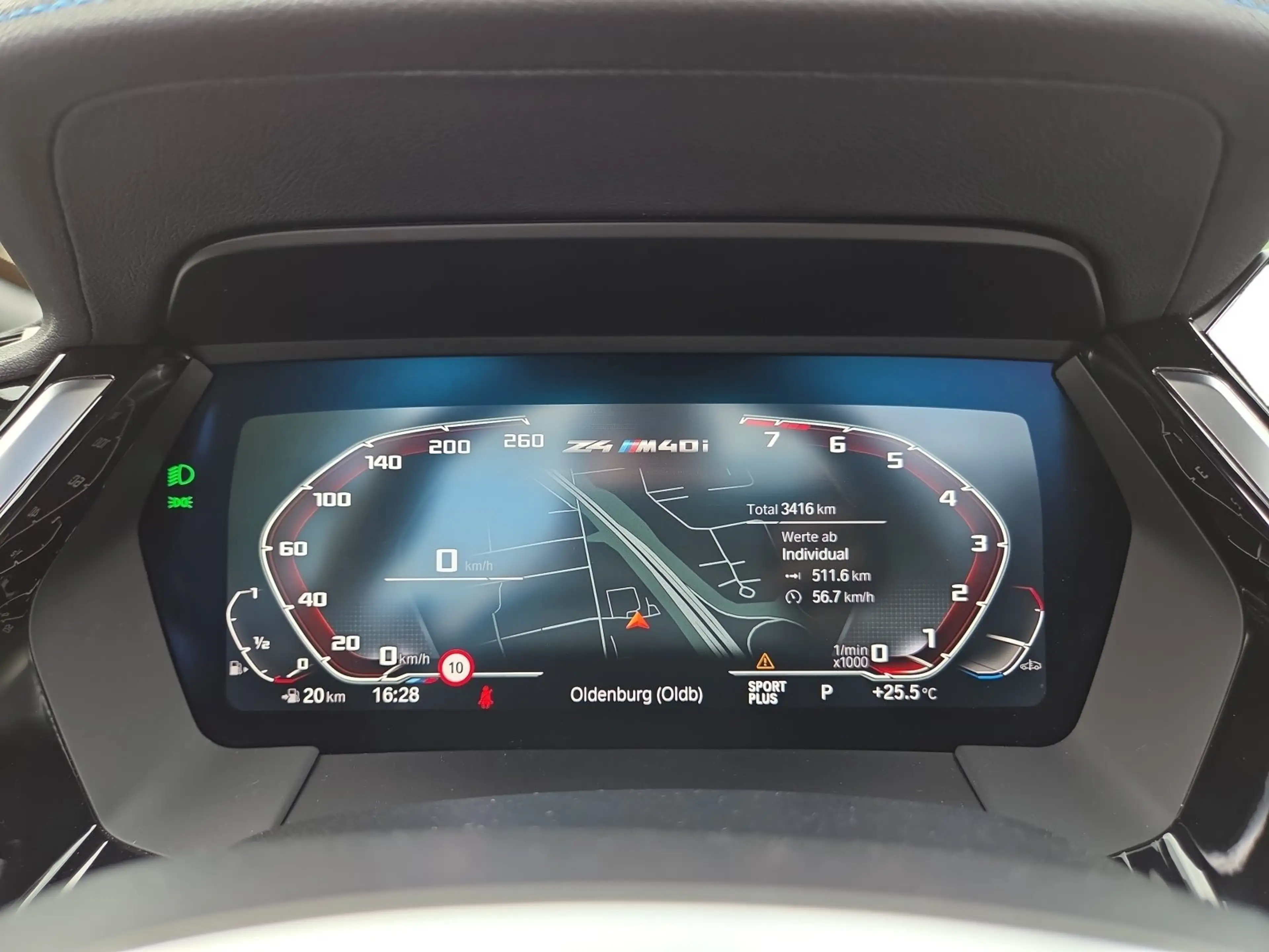 BMW Z4 M40i — photo 15