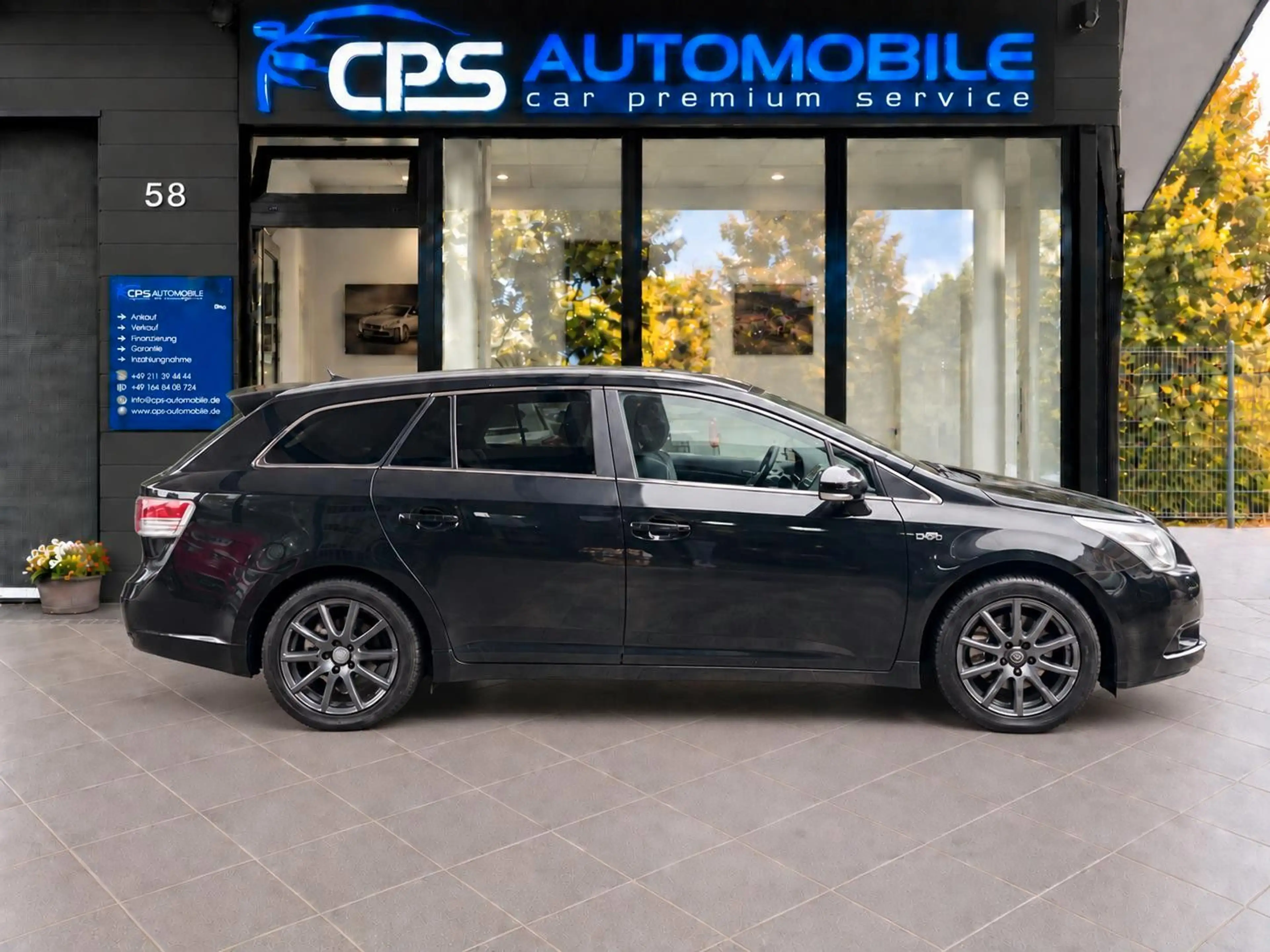 Toyota Avensis Kombi TEC-Edition — photo 2