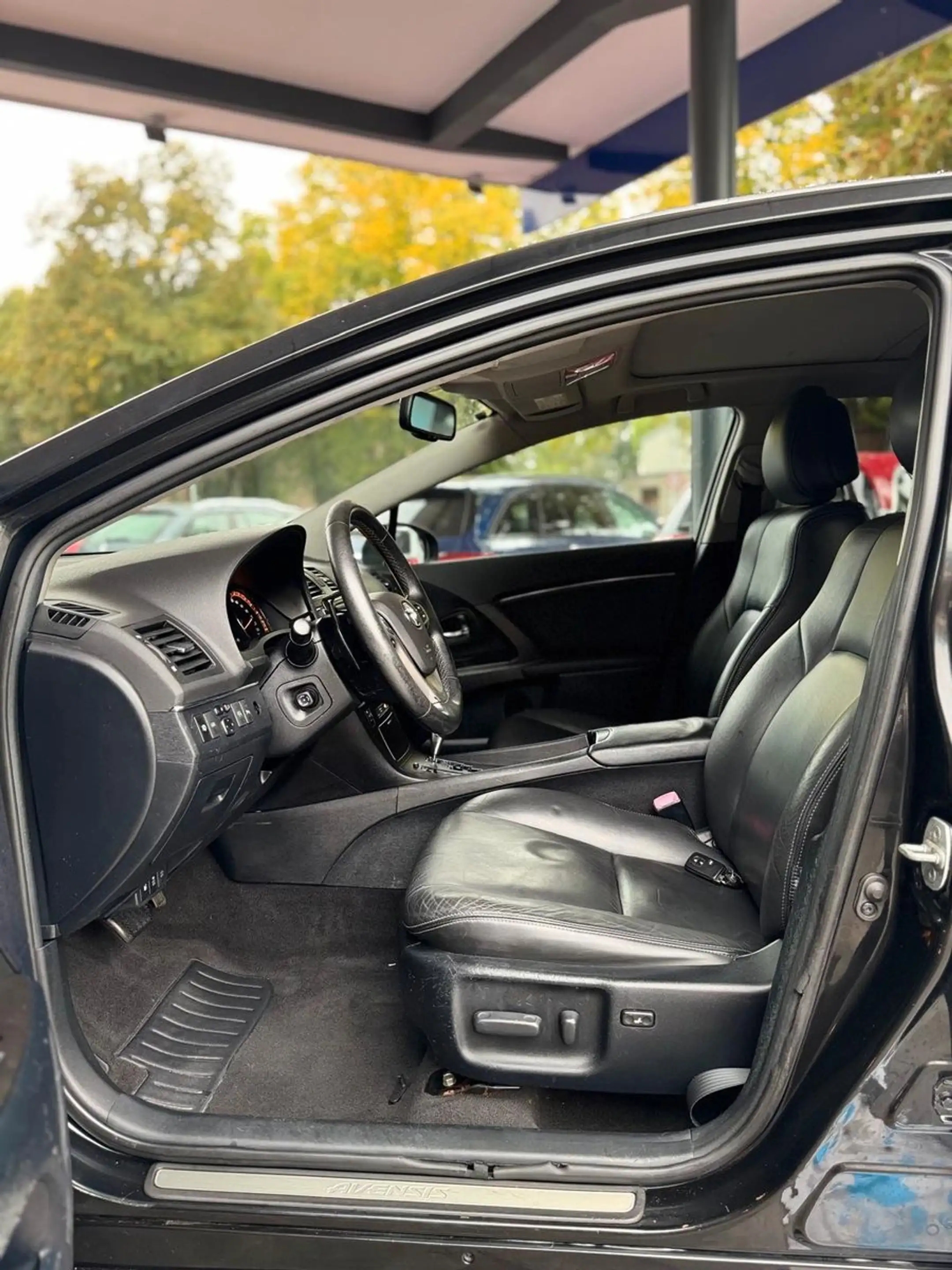 Toyota Avensis Kombi TEC-Edition — photo 10
