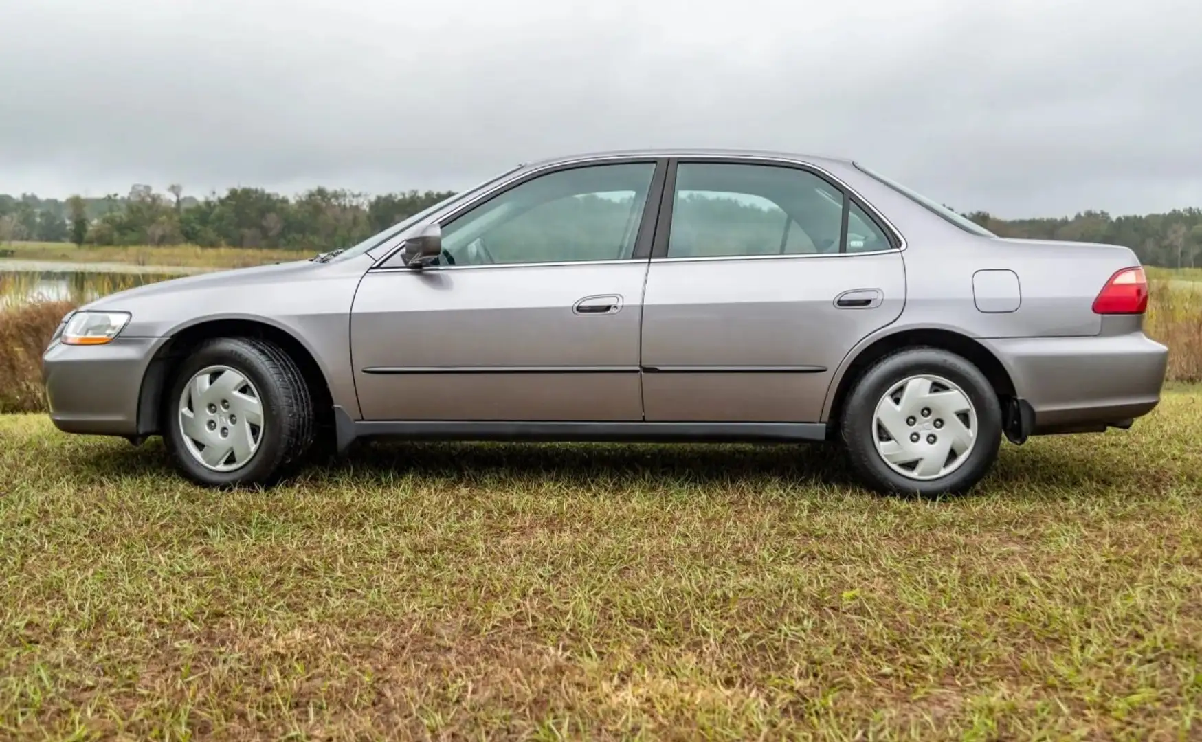 Honda Accord LX V6 Plateado - 2
