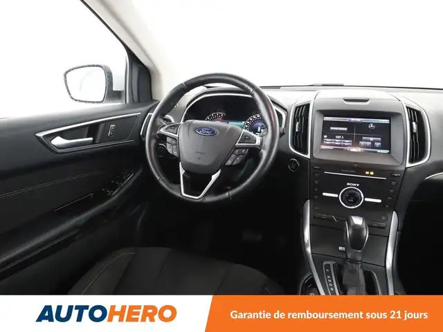Ford Edge view 13