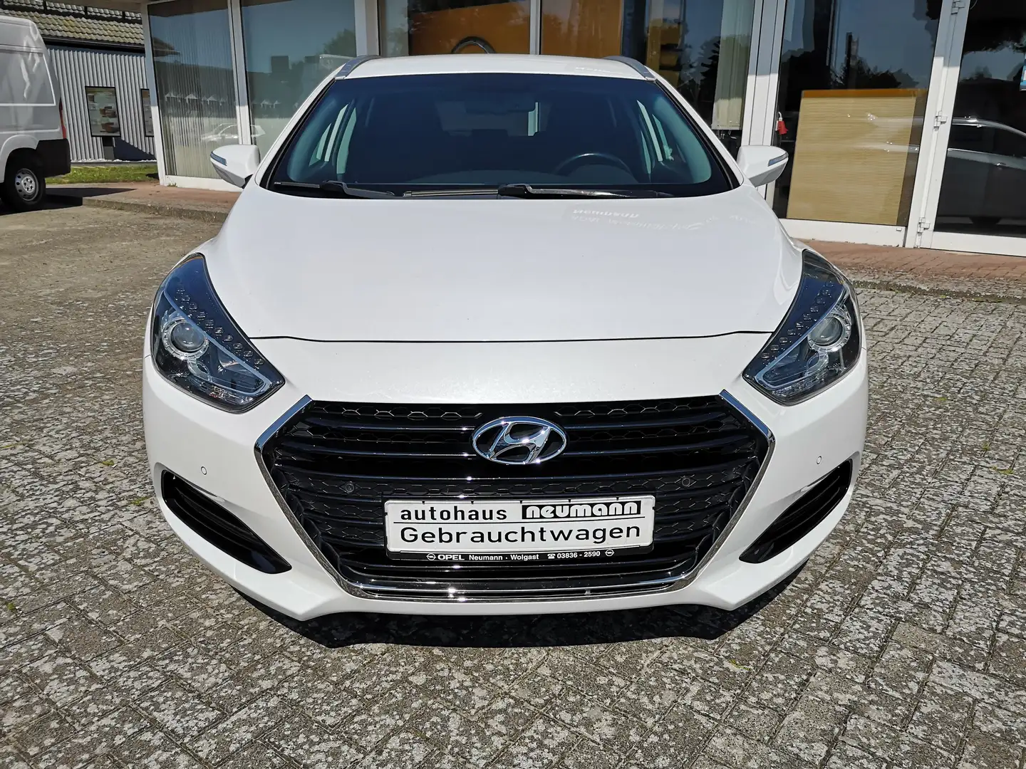 Hyundai i40 cw 2.0 GDI,Trend - Navi, Sitzheizung, RF-Kameraa Білий - 2