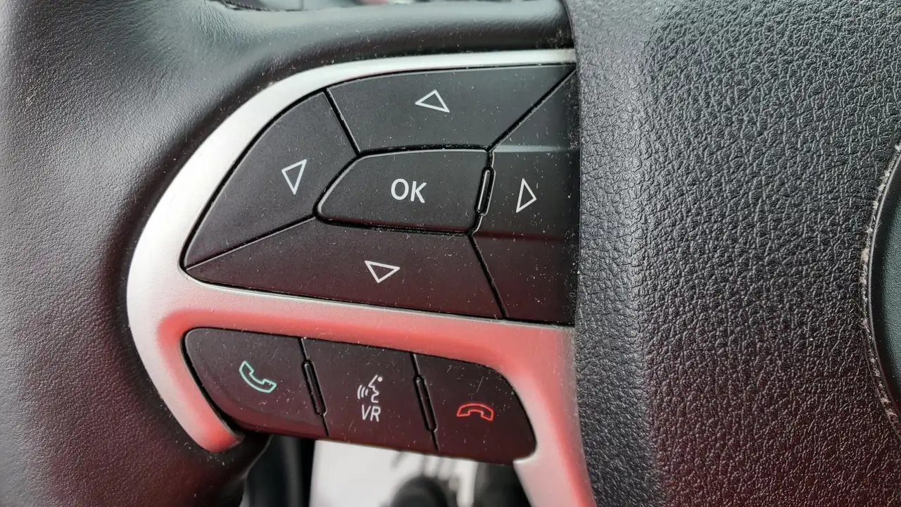 Jeep Cherokee снимка Jeep Cherokee