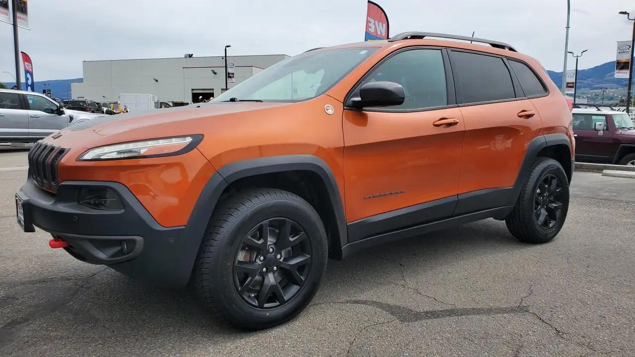 Jeep Cherokee снимка Jeep Cherokee