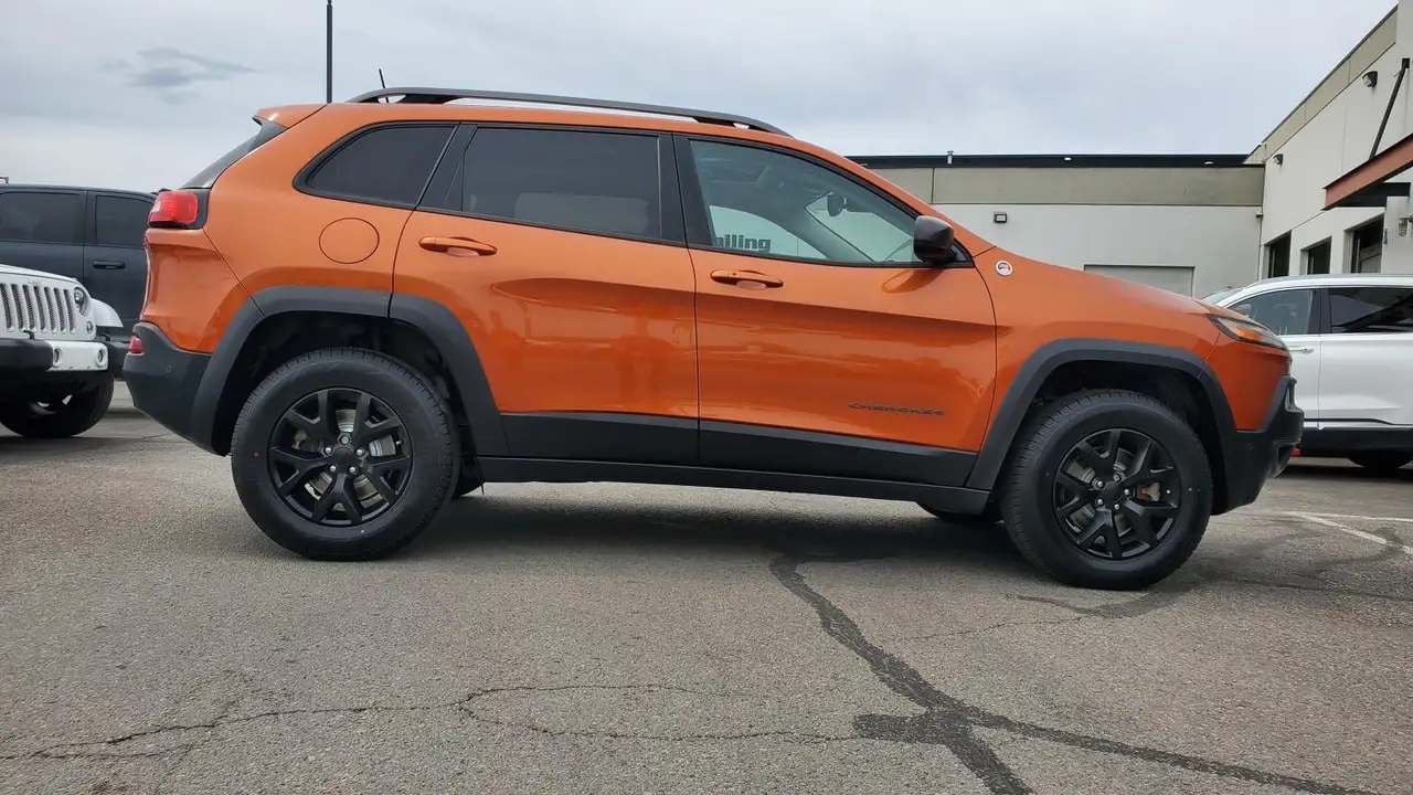Jeep Cherokee снимка Jeep Cherokee