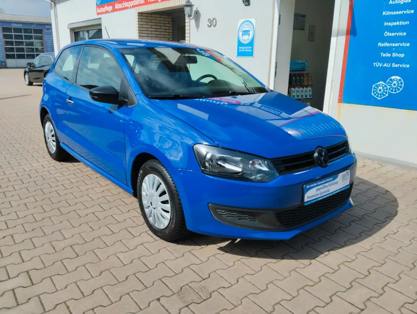 Volkswagen Polo V Trendline TÜV-AU 05-2027 Blauw - 1