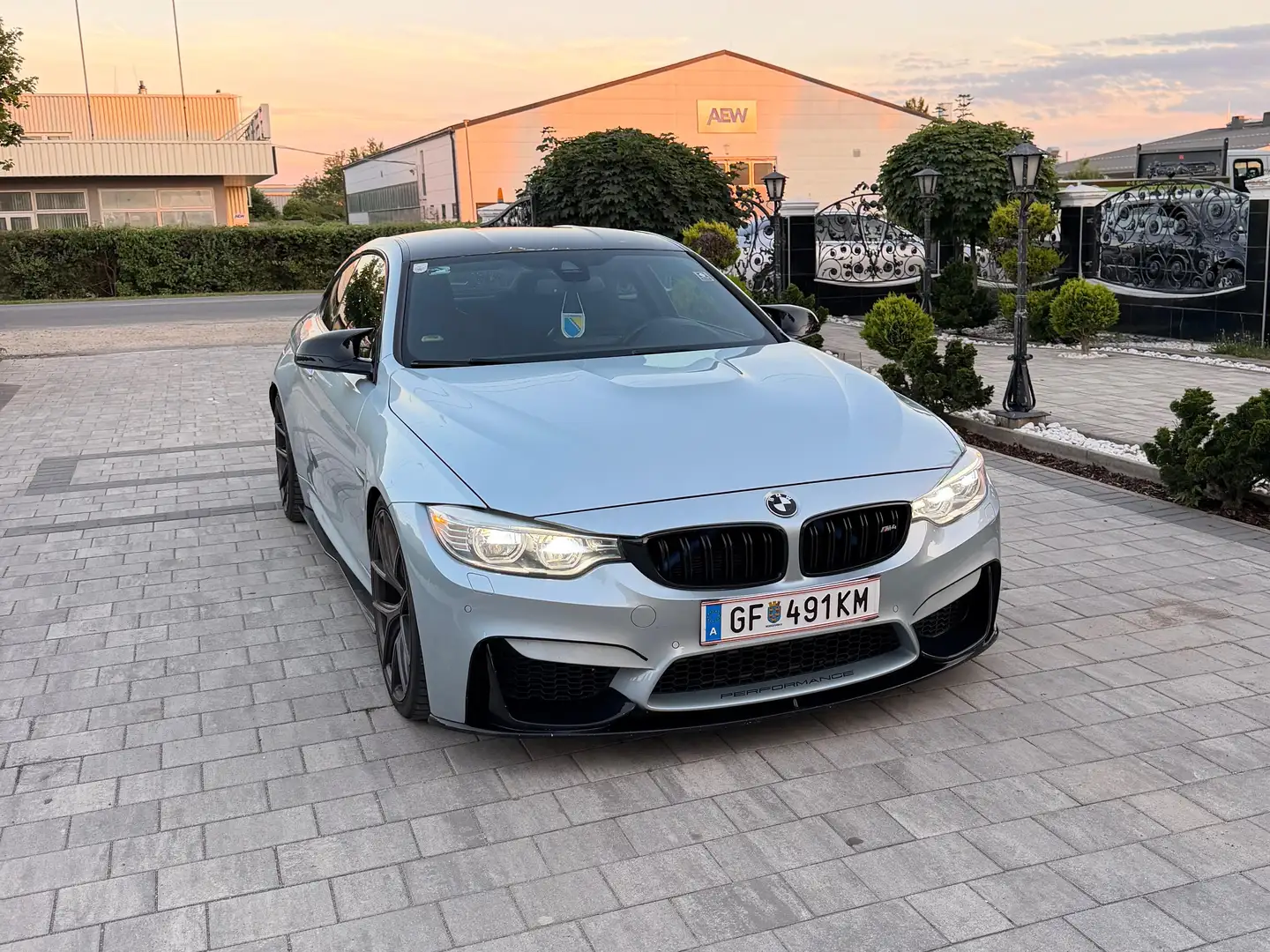 BMW M4 M4 M-DKG Aut. (F82) Silber - 2