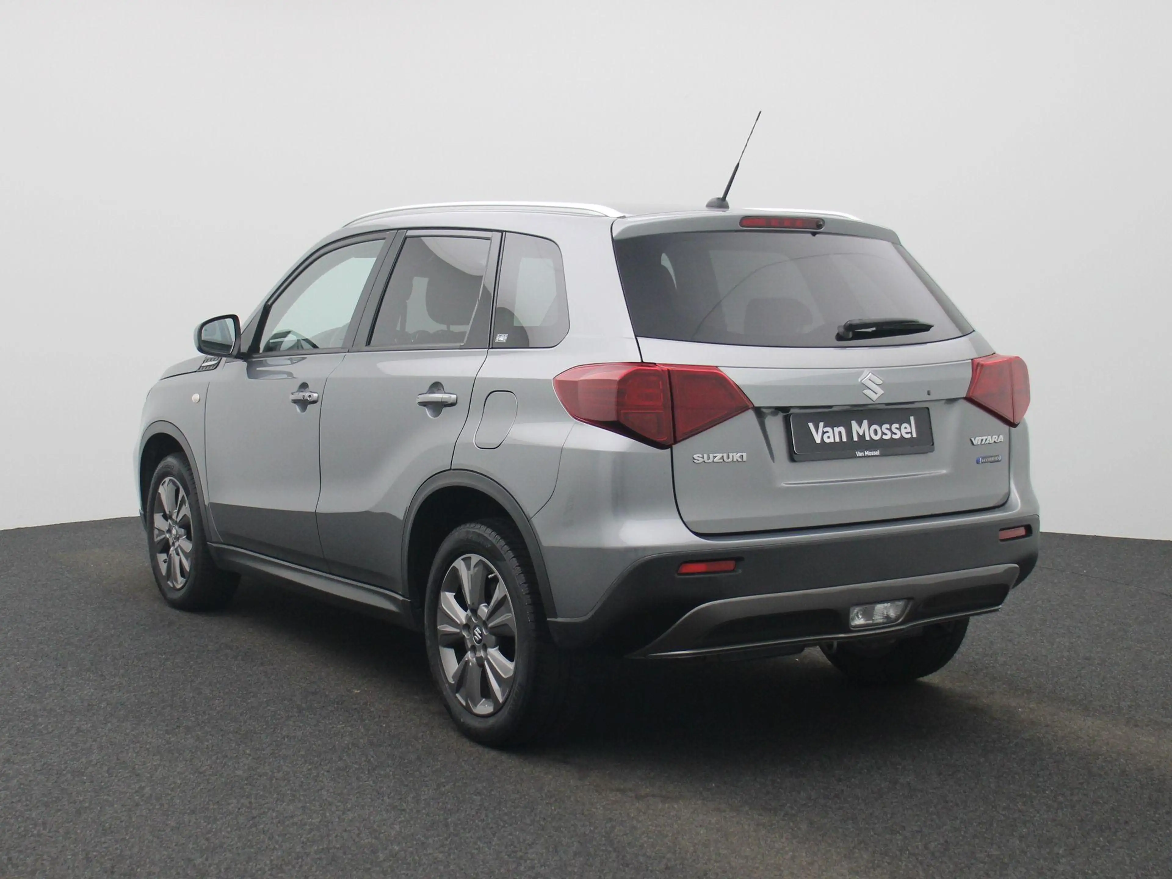 Suzuki Grand Vitara 1.5 Luxe+ 2WD A/T — photo 2