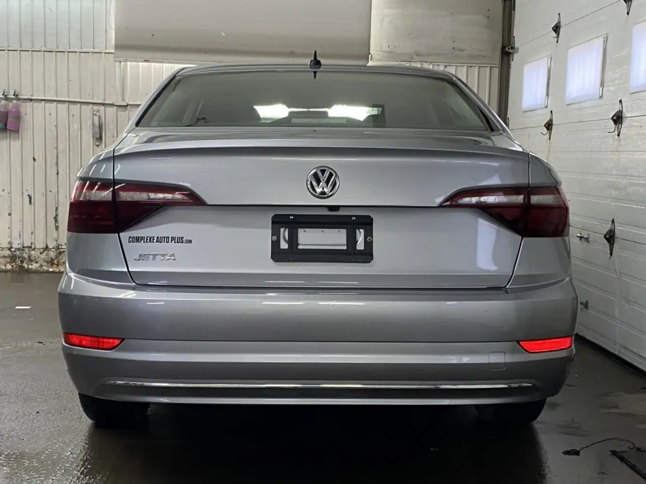 Volkswagen Jetta снимка Volkswagen Jetta