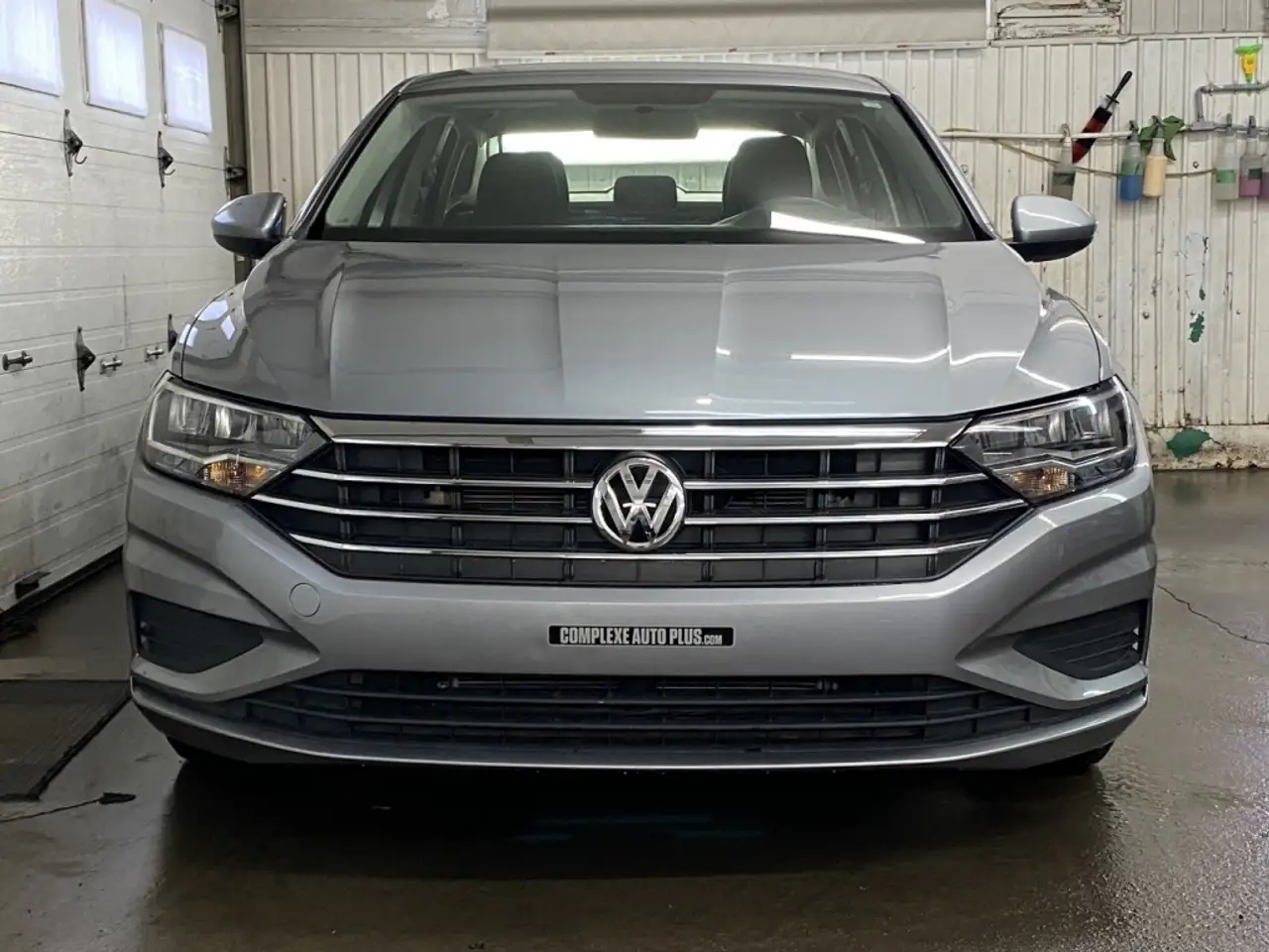 Volkswagen Jetta снимка Volkswagen Jetta