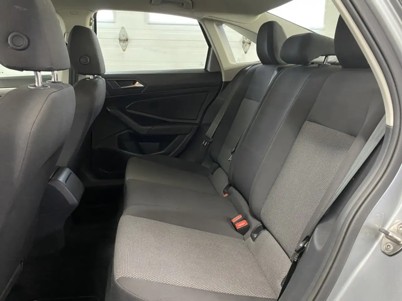 Volkswagen Jetta снимка Volkswagen Jetta