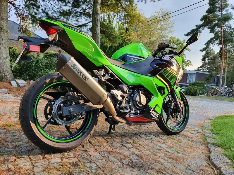 Kawasaki Ninja 400 - foto 2