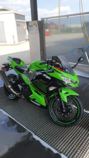 Kawasaki Ninja 400 - foto 3
