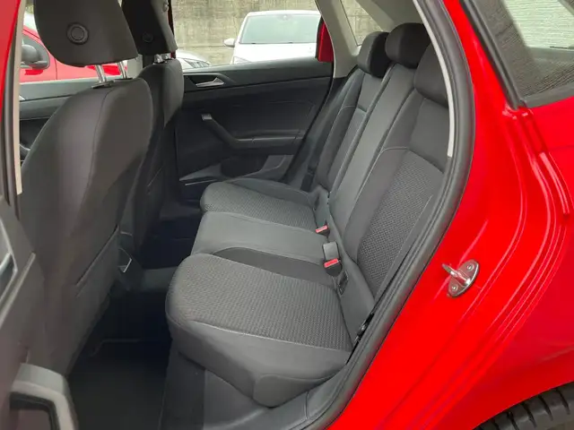 Volkswagen Polo view 14