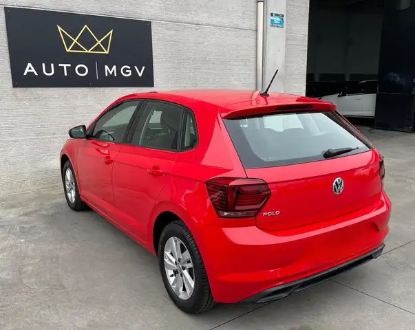 Volkswagen Polo view 6