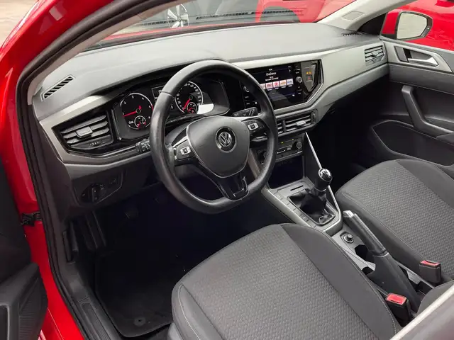Volkswagen Polo view 7